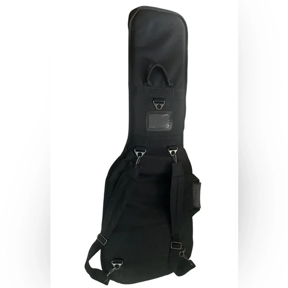 Fender guitar gig bag measuring 42” long. In excellent condition. - Picture 2 of 4